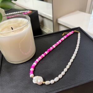 Chic Pink and White Beaded Freshwater Pearl Necklace